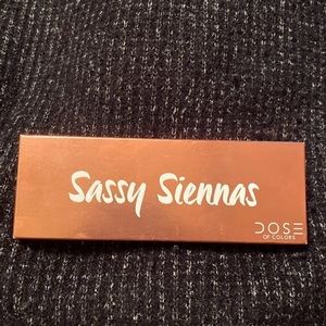 NEW Dose of Colors Sassy Siennas Palette